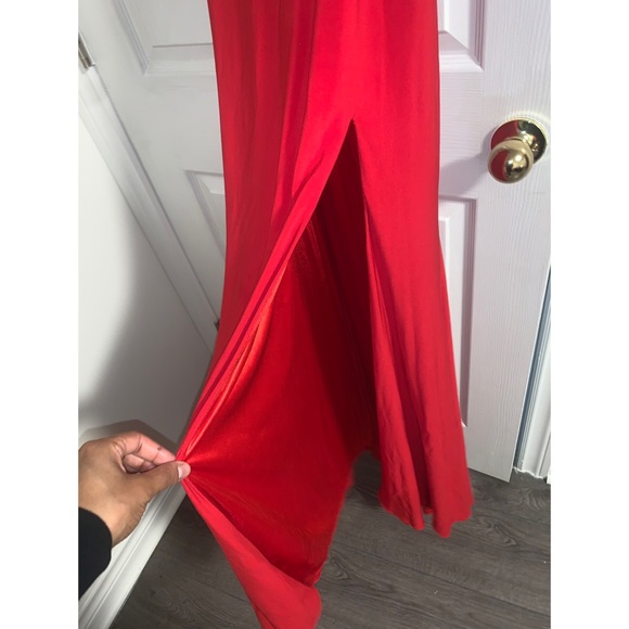 Red Prom Dress/Fancy Dress/Weddings - Picture 7 of 8